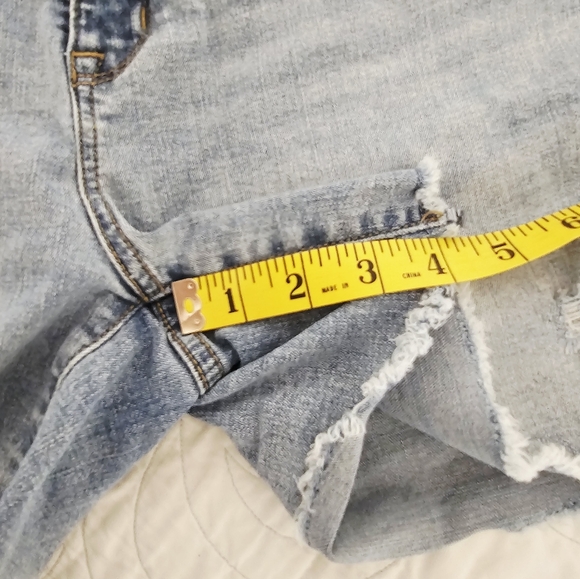 Seven7 Denim Raw Hem Blue Women's Shorts Size 10 - Picture 7 of 7